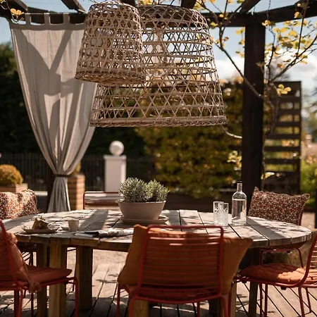 Landpalais Goyenhof Aparthotel Schenna